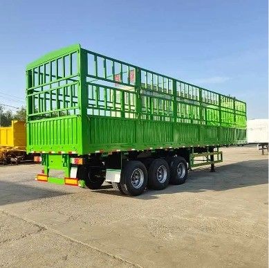28 tonnes de treillis d'atterrissage lourd 3 essieux WS clôture murale latérale semi-remorque pour le transport des animaux