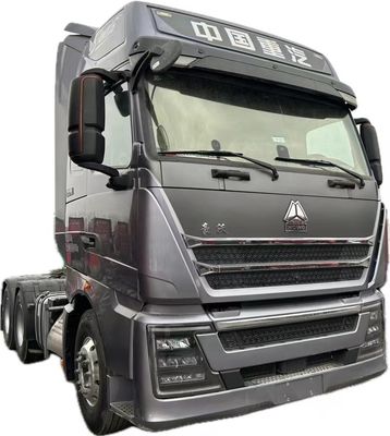 Acier Sinotruk Utilisé 6x4 Manche gauche Howo 371 375 Tracteur camion Diesel Carburant manuel Moteur Weichai