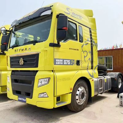 430 chevaux Lhd Rhd Sinotruck Sitrak camions tracteurs 4x2 camions tracteurs usagés pour 3 passagers