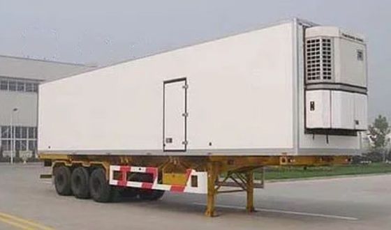 30 à 50 tonnes Charge utile maximale 3 essieux Frigérateur fermé