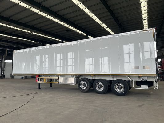 Q345B / T700 Voiture semi-remorque réfrigérée à trois essieux à poutre principale en acier pour le transport de marchandises
