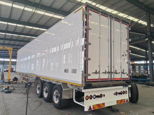 Q345B / T700 Voiture semi-remorque réfrigérée à trois essieux à poutre principale en acier pour le transport de marchandises