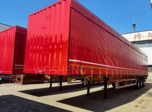 Camion 40-50 tonnes 3 essieux 40 pieds 45 pieds rideau rouge côté glissant semi-remorque avec bâton en PVC