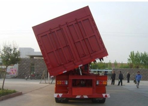 Wosheng Tri-Axle ascenseur hydraulique à bascule latéral à bascule latéral semi-remorque à bascule latéral