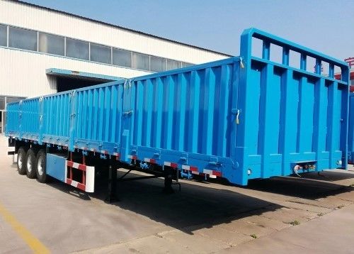 3 axes de chute de la paroi latérale semi-remorque adaptée au transport de marchandises