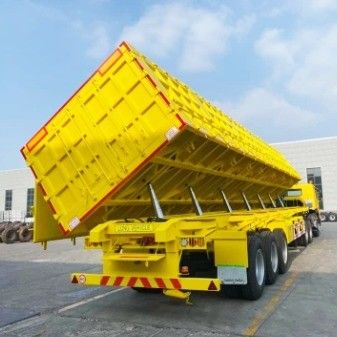 Camion à semi-remorque transportant du grain de sable et de pierre avec remorque à décharge de 40 pieds