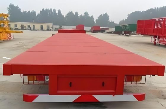 Couleur personnalisée 50 tonnes Charge utile 20/40ft Container Trainer Truck Semi-remorque à plat