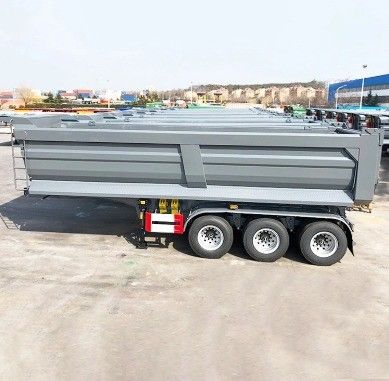 60 tonnes de remorque arrière de décharge Durable et sûr remorque de camion avec suspension mécanique