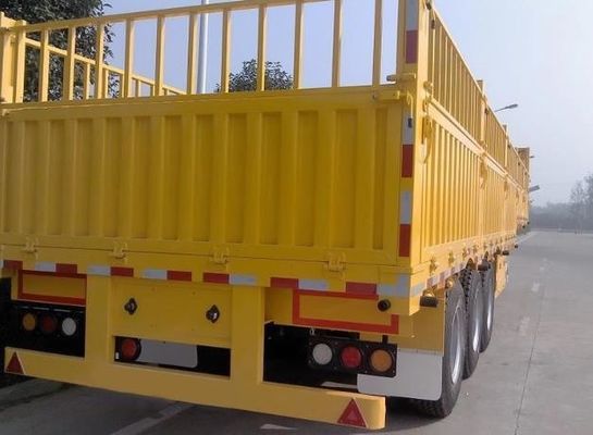 Traîneau d'atterrissage lourd 28t 3 essieux Semi-remorque de clôture de chargement pour le transport de légumes