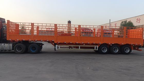 Charge utile maximale 42,5 tonnes Wosheng 3 essieux paroi latérale ouverte clôture de bétail camion de fret semi-remorque