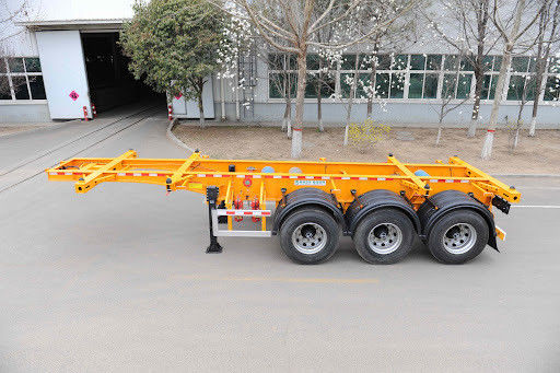 Wosheng 3 Axle Skeleton Semi-trailer Maximum de charge utile 50 tonnes pour le transport de conteneurs
