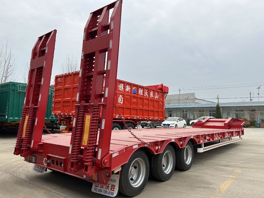Acier 40-100TON remorque de conteneur pour camions à col de poule Chargeur bas à col de poule Semi-remorque à 4 essieux