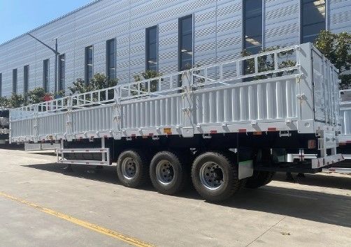 Semi-remorque personnalisable pour le transport de marchandises en vrac 30-100 tonnes