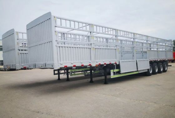 Semi-remorque à hautes clôtures multifonctionnelle à 2 axes 3 axes 4 axes pour camions de fret de 40 à 80 tonnes