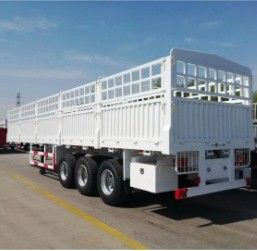 Matériau d'acier 3 essieux 50 tonnes paroi latérale semi-remorque clôture remorque de fret pour la personnalisation