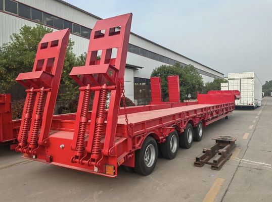 Requête personnalisée semi-remorque lourde 30-100 tonnes Lowboy Steel Lowbed Truck Trailer