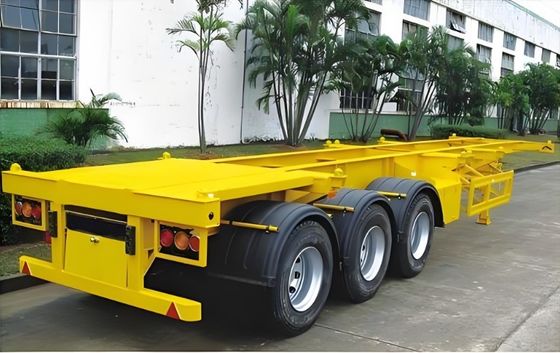 Semi-remorque de conteneur personnalisable de 40 pieds avec structure d'essieu et de squelette en acier de 13 tonnes