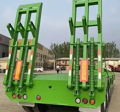 150 tonnes de chargement maximal Lowboy Semi-remorque basse pour le transport lourd personnalisable