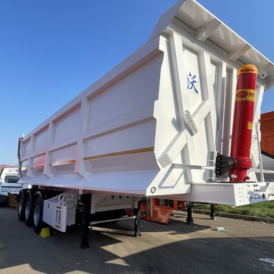 Camion à décharge arrière à 3 essieux à bascule pour la construction