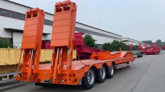 Semi-remorque Lowboy à 3 essieux à basse altitude avec système de freinage double ligne et 16000x2500x1100mm