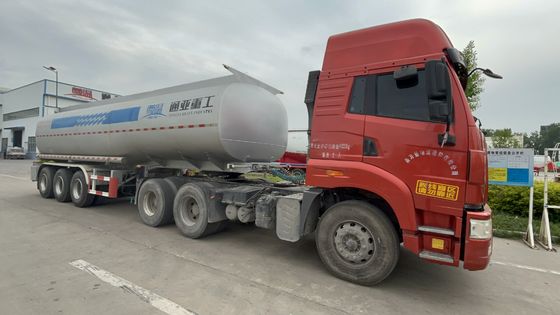 Trailer de réservoir d'huile de carburant à trois essieux certifié OTTC pour une capacité de 30000 à 50000 L et une forme d'ellipse