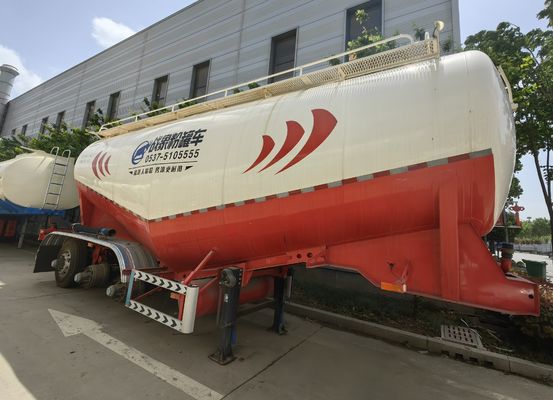 Tank Semi-remorque personnalisable en aluminium en vrac Ciment Pneumatique pour le fonctionnement du camion