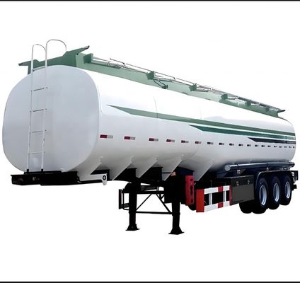 13000*2550*3780mm Isolation en acier au carbone Cisterne à carburant Semi-remorque avec pneus 12R22.5