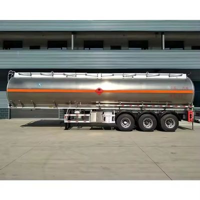 Trailers de pétroliers en acier inoxydable à trois axes standard pour le transport du pétrole brut au diesel