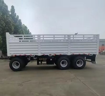 40-100 tonnes de matériel d'acier à barre de traction Clôture à remorque pleine avec système de suspension mécanique