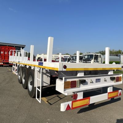 Semi-remorque à colonne latérale à plat conçue pour le transport de conteneurs en bois et en acier