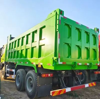 Camion de décharge arrière inférieur 6x4 et 8x4 adapté à diverses applications