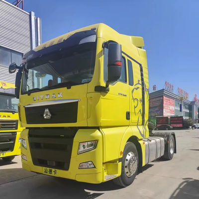 4X2 6X4 Camions tracteurs Sinotruk Sitract usagés à transmission manuelle ou automatique