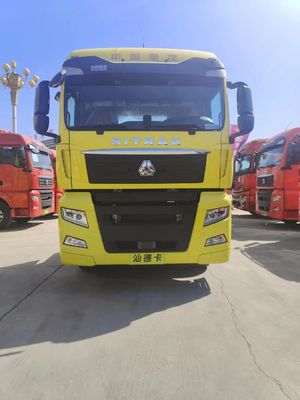 4X2 6X4 Camions tracteurs Sinotruk Sitract usagés à transmission manuelle ou automatique
