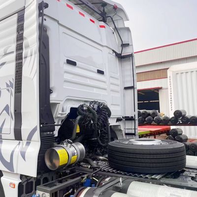 Camion à tête de tracteur d'occasion Rhd Sinotruk Sitrak Camion à tête de tracteur d'occasion de capacité moteur 8L