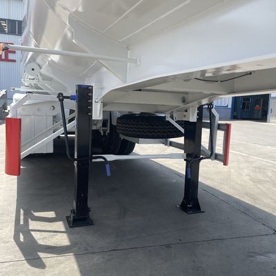 Charge utile maximale 60000 kg 3 essieux réservoir semi-remorque pour le transport d'huile de pétrole à basse tension