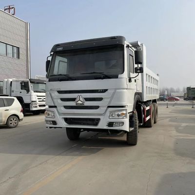 Sinotruk HOWO Sitrak 8x4 6x4 camionneur diesel à bascule avec pneus inférieurs et personnalisés