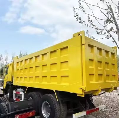 HOWO de seconde main 371 chevaux 6X4 / 8X4 camion de décharge pour l'exploitation minière sans contrôle de vitesse