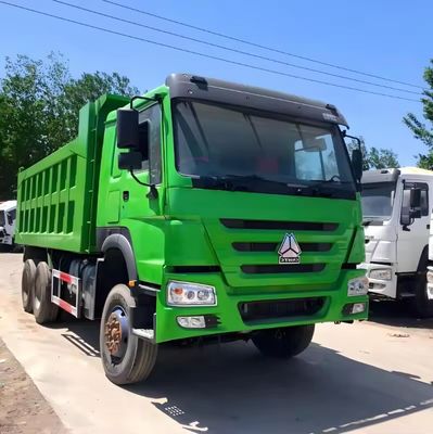 Truque de décharge HOWO 6X4 d'occasion pour l'exploitation minière en Russie