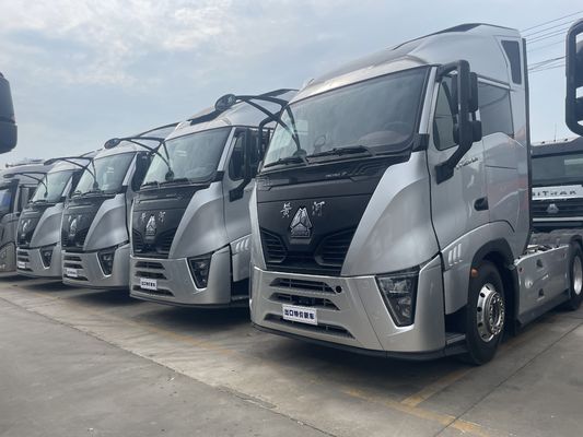 570 ch Sinotruk Huanghe X7 4X2 Euro 6 Suspension pneumatique Tracteur à transmission automatique