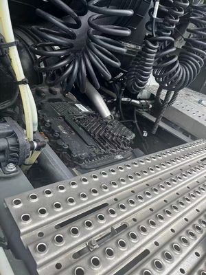 Utilisé Sinotruk Sitrak C9H 6X4 540HP à la main droite Man Euro6 Tracteur automatique à remorque