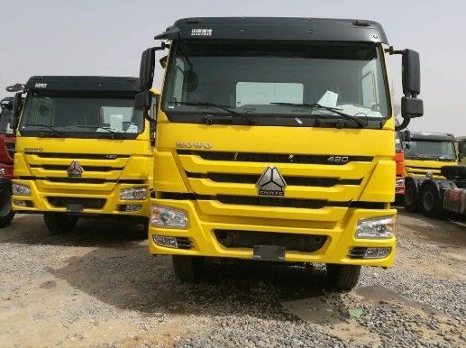 Ségment de camions lourds Sinotruk Howo Dump Trailer d'occasion Tête de tracteur 4x2 6x4 Euro 5/6